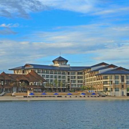เดอะ เบลเลวู รีสอร์ท ปางเลา ภายนอก รูปภาพ The hotel's main building